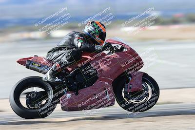 media/Nov-16-2025-Race Pace (Sun) [[8c5fa54630]]/Verified Riders/3-Turn 14 (1045am)/